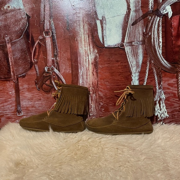 Minnetonka VTG suede moccasins - Picture 3 of 8